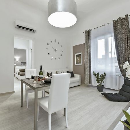 Accademia Apartment Florence Room photo